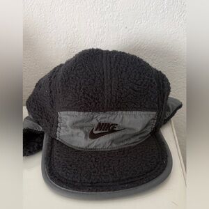 Nike Black and Gray Sherpa Cap